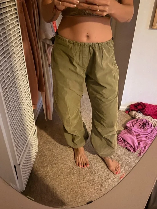 Vintage Olive Green Wide-Leg cargo Pants - Picture 2 of 3
